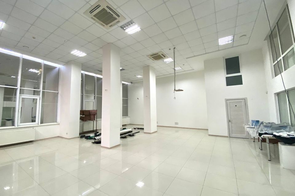 Сдаётся офис, 560 м²