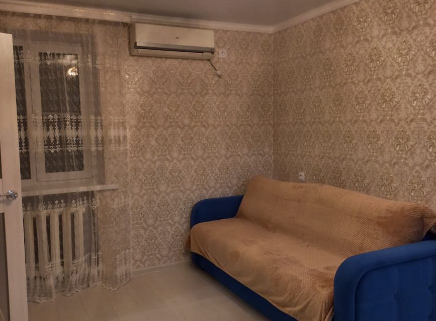 Сдаётся 1-комнатная квартира, 38 м²