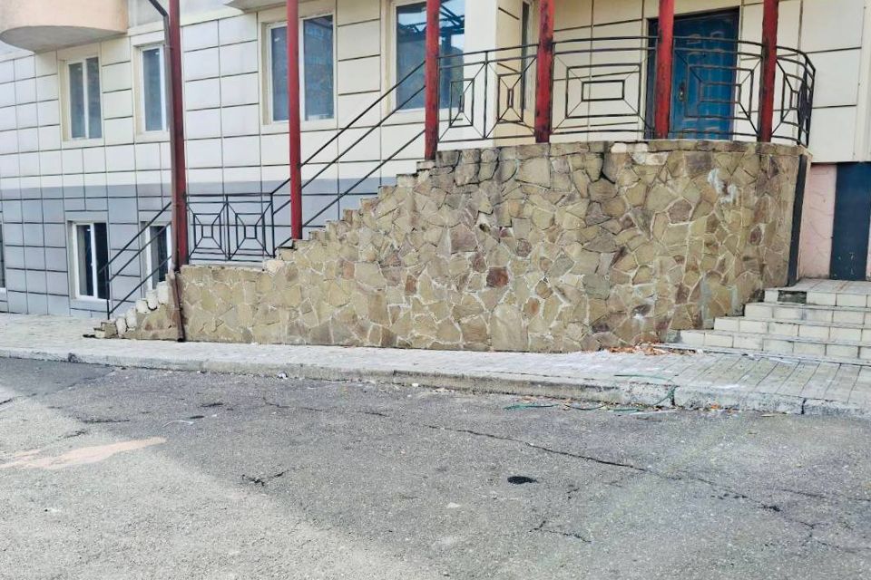 Сдаётся помещение своб. назначения, 214 м²