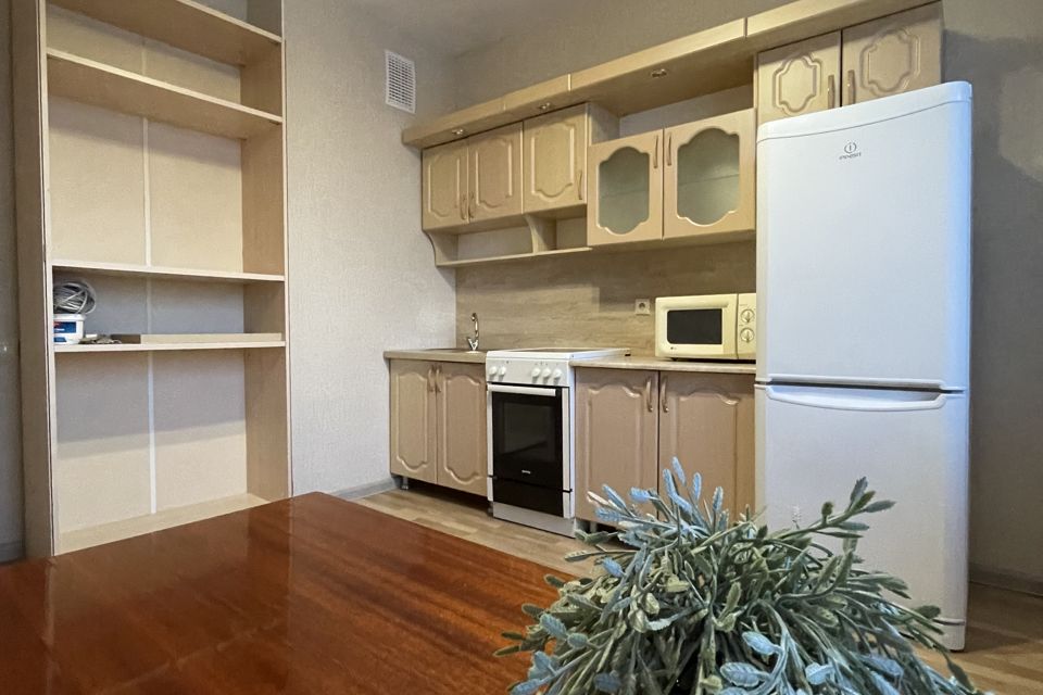 Сдаётся 1-комнатная квартира, 52 м²