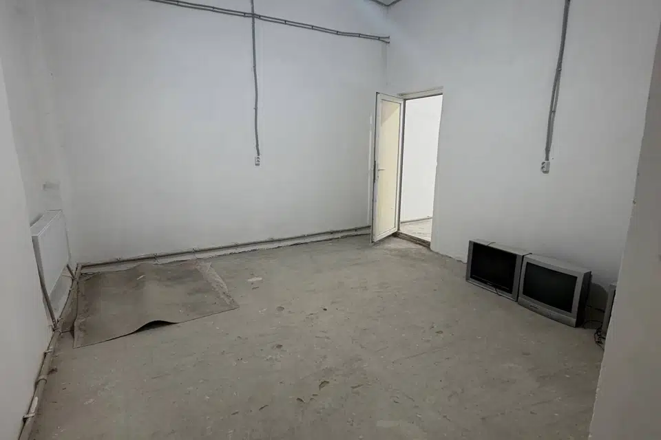 Сдаётся помещение своб. назначения, 180 м²