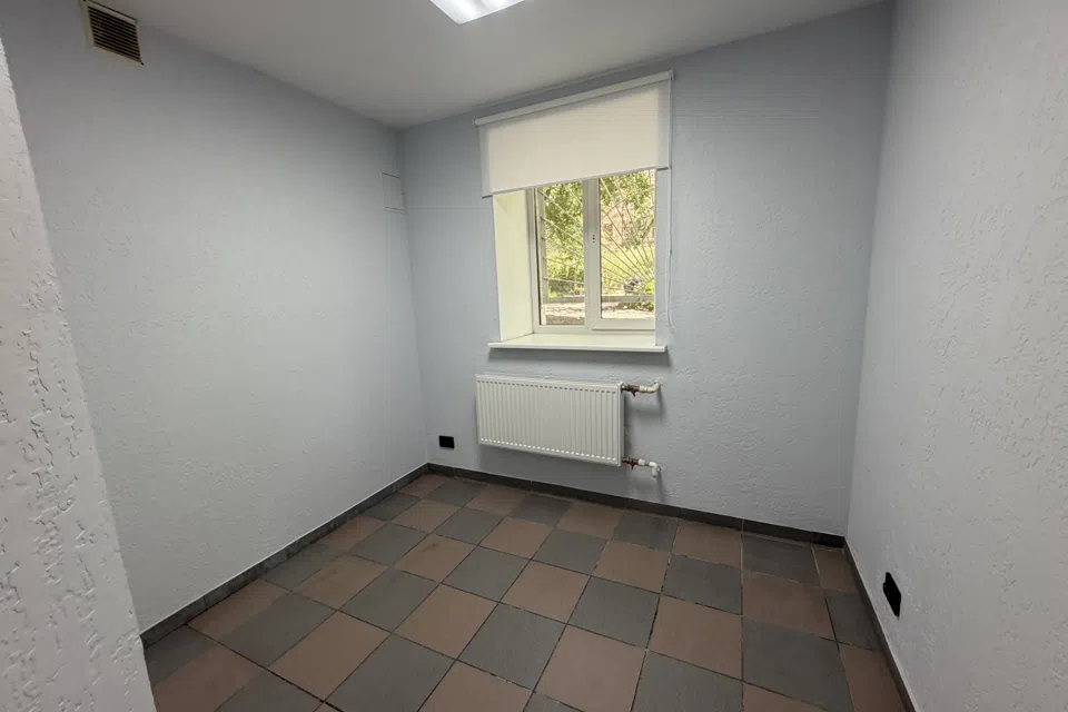 Сдаётся офис, 200 м²