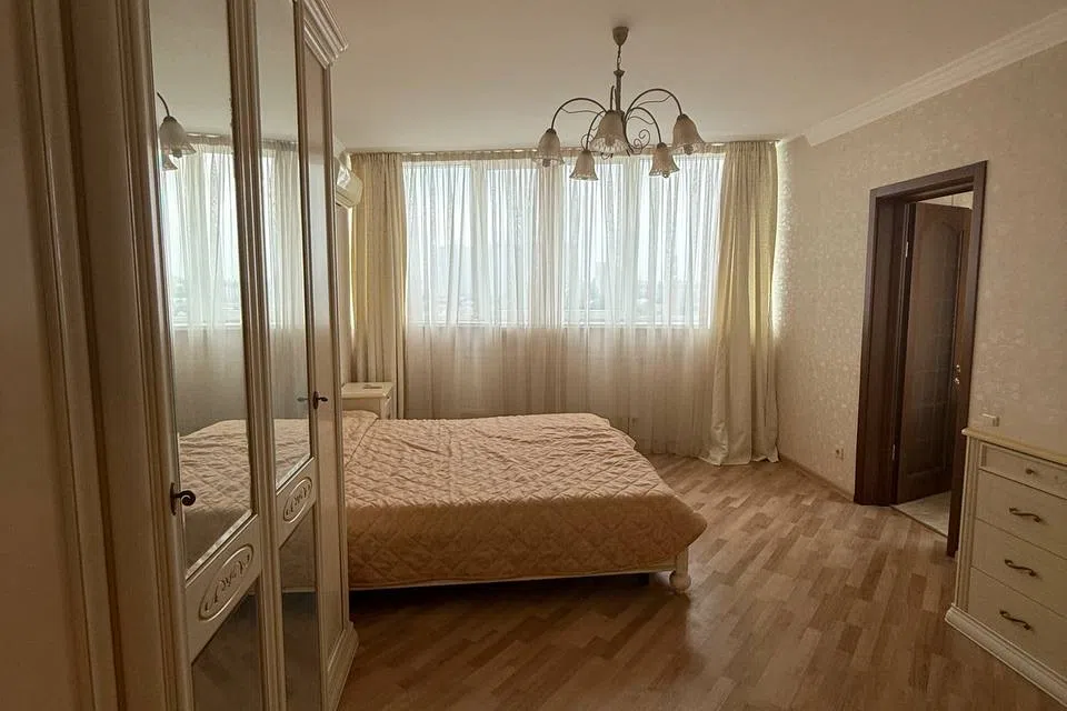 Сдаётся 3-комнатная квартира, 100 м²