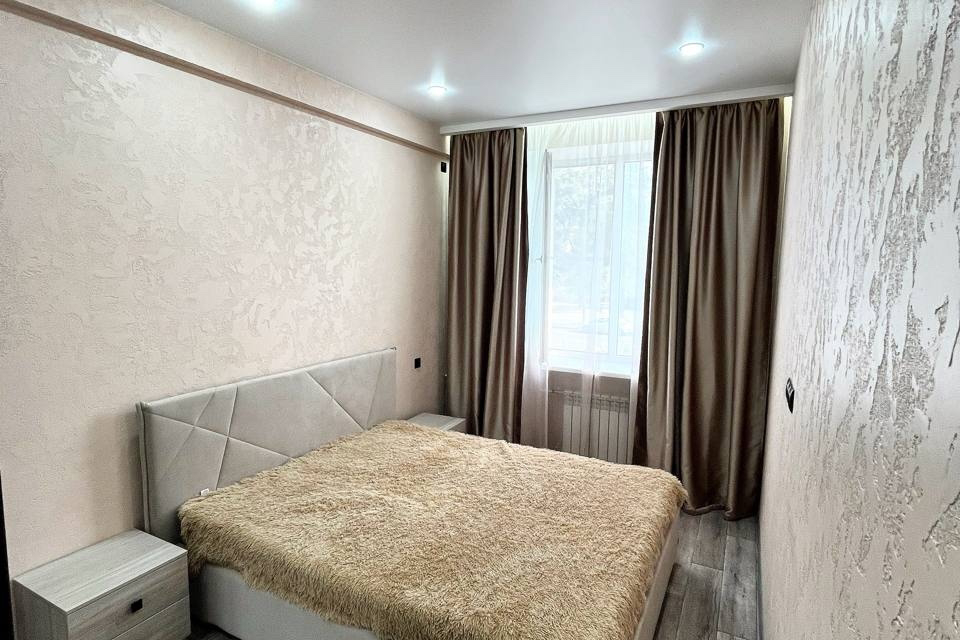 Сдаётся 2-комнатная квартира, 60 м²