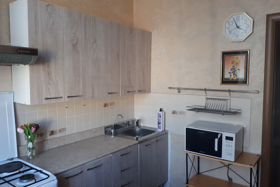 Сдаётся 2-комнатная квартира, 54.3 м²