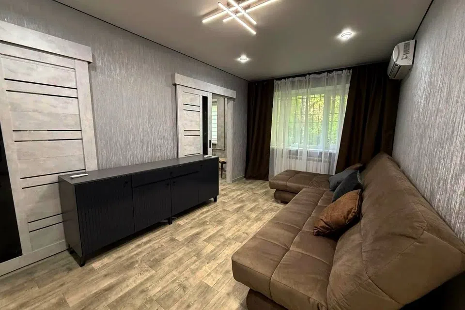 Сдаётся 2-комнатная квартира, 86 м²