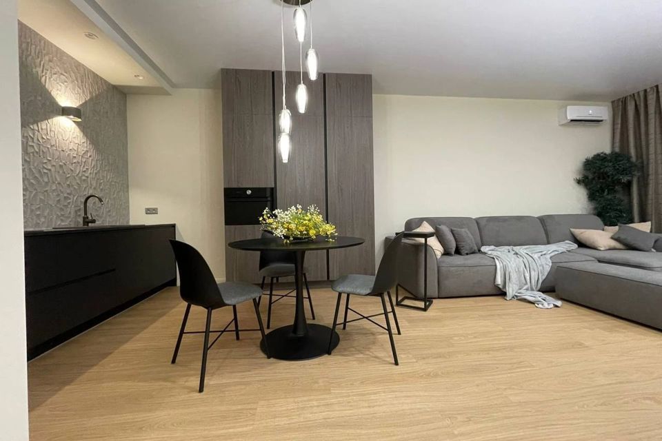 Сдаётся 3-комнатная квартира, 75.5 м²