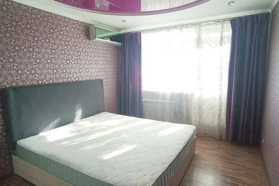 Сдаётся 4-комнатная квартира, 72 м²