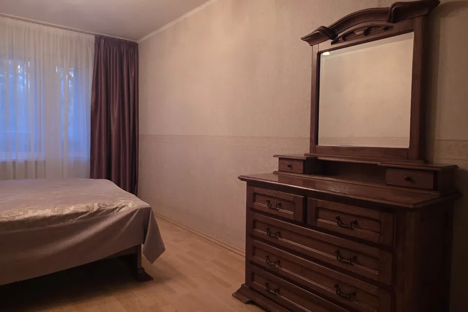 Сдаётся 4-комнатная квартира, 88 м²