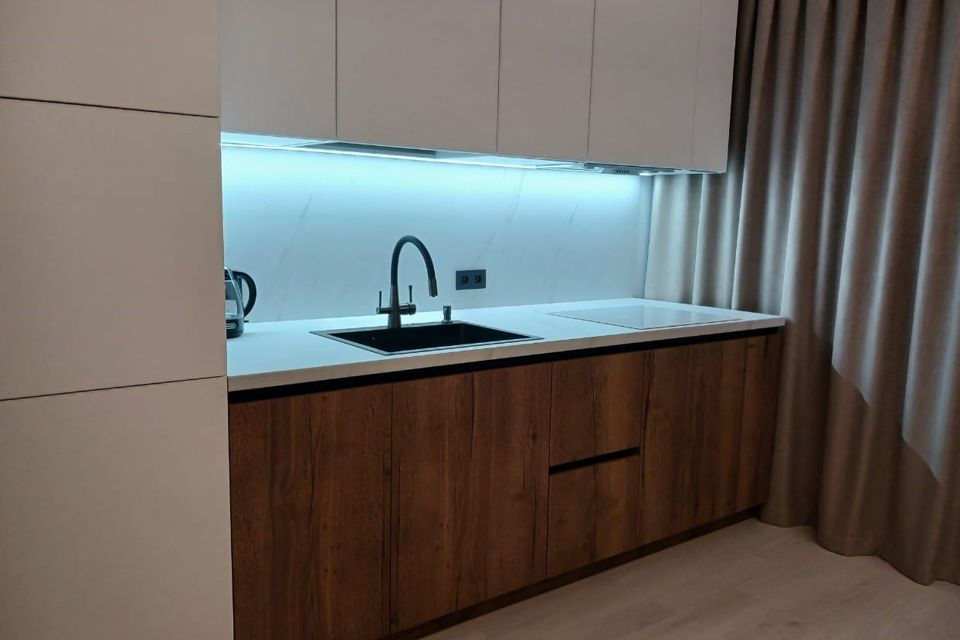 Сдаётся 2-комнатная квартира, 69 м²