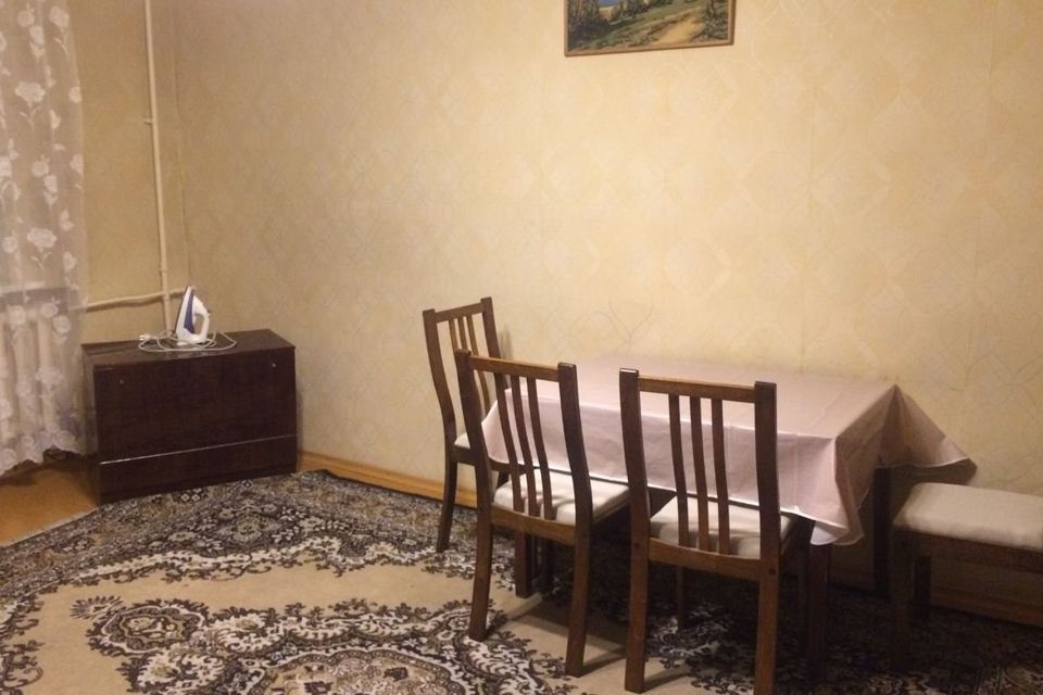 Сдаётся 2-комнатная квартира, 40 м²