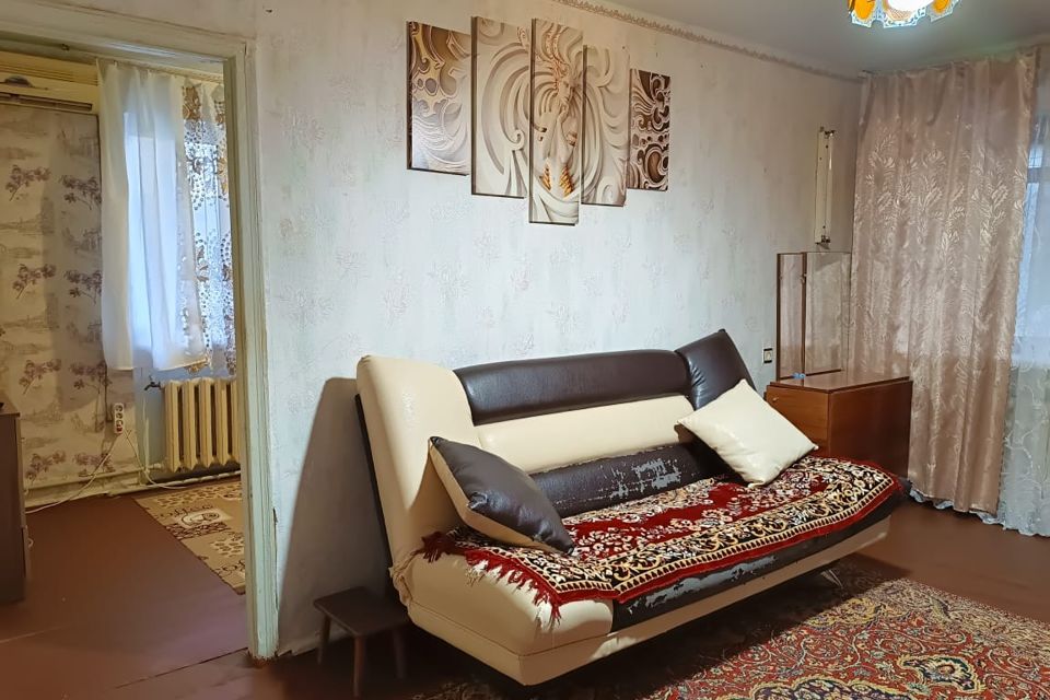 Сдаётся 3-комнатная квартира, 49.7 м²