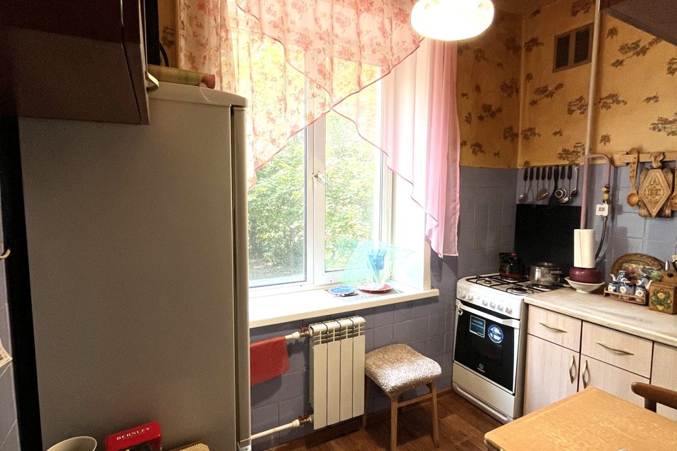 Сдаётся 2-комнатная квартира, 42 м²