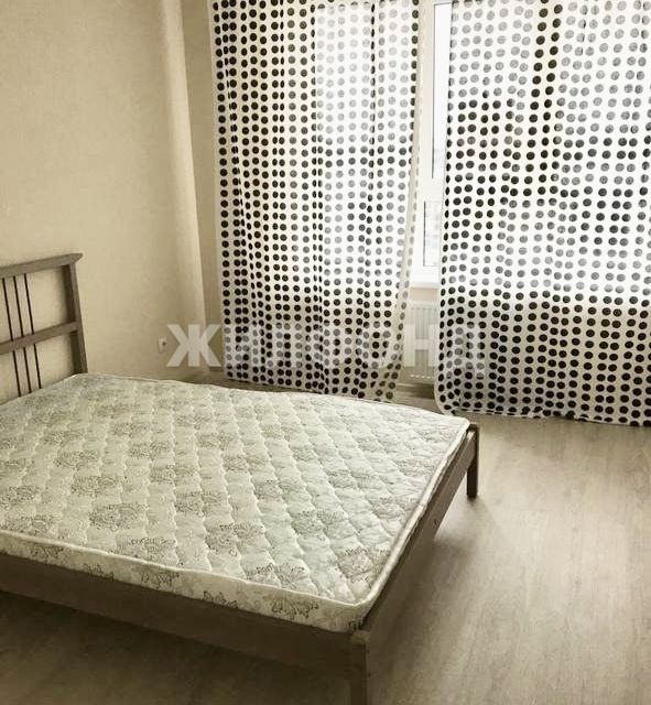Сдаётся 1-комнатная квартира, 40 м²