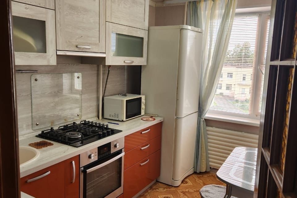 Сдаётся 2-комнатная квартира, 52 м²