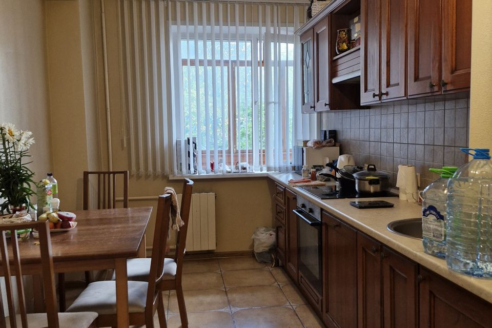 Сдаётся 3-комнатная квартира, 76 м²