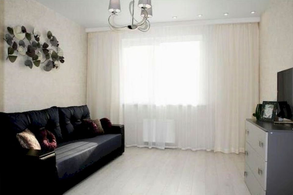 Сдаётся 1-комнатная квартира, 38 м²