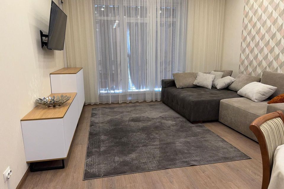 Сдаётся 2-комнатная квартира, 62 м²