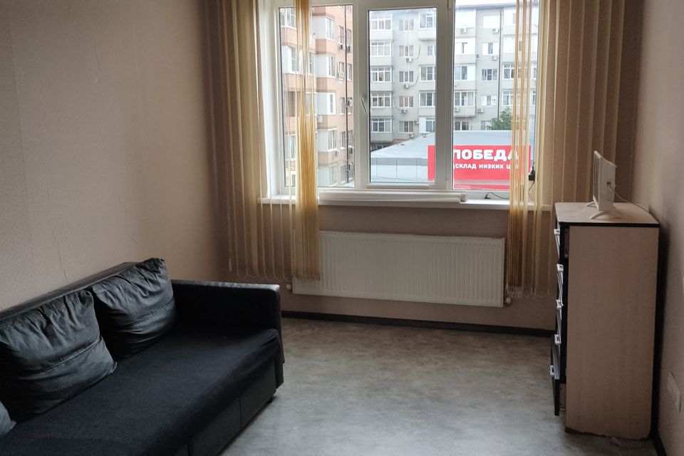 Сдаётся 1-комнатная квартира, 35 м²