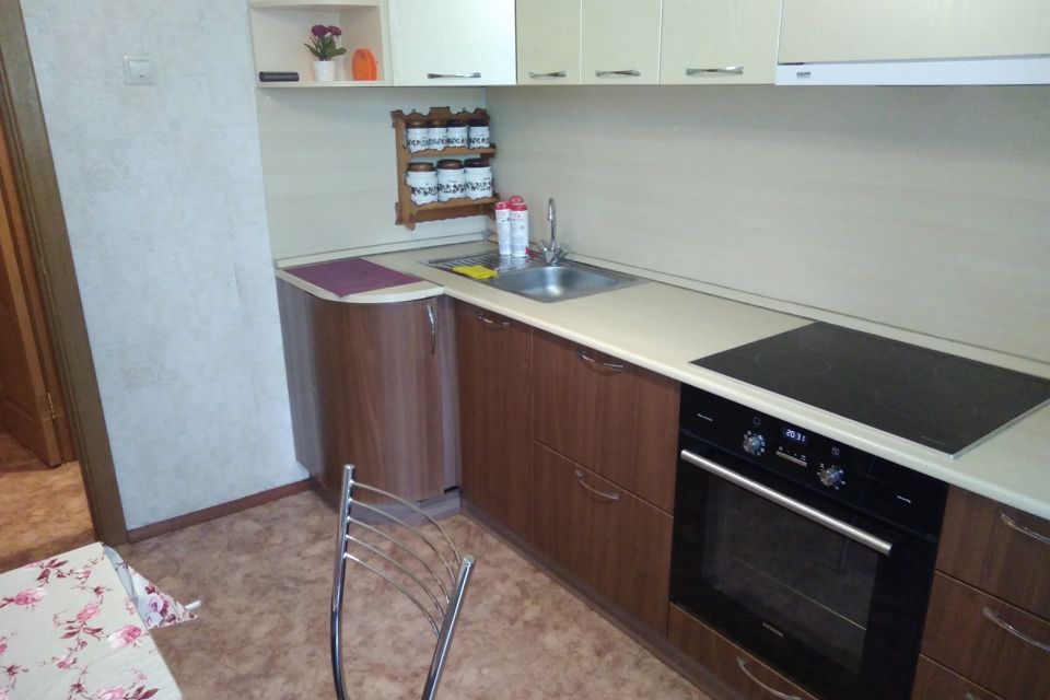 Сдаётся 2-комнатная квартира, 55 м²