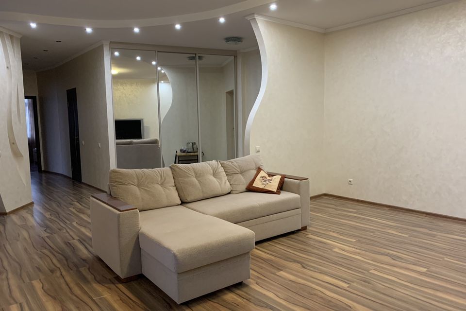 Сдаётся 3-комнатная квартира, 88.6 м²