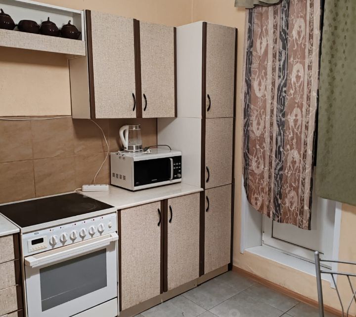 Сдаётся 1-комнатная квартира, 40 м²