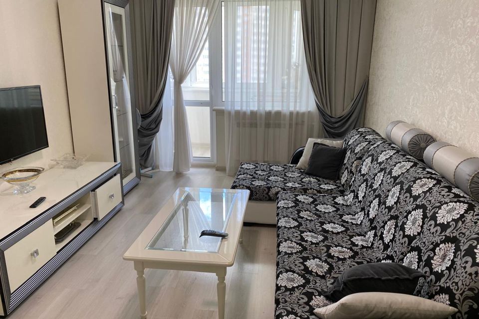 Сдаётся 3-комнатная квартира, 79 м²