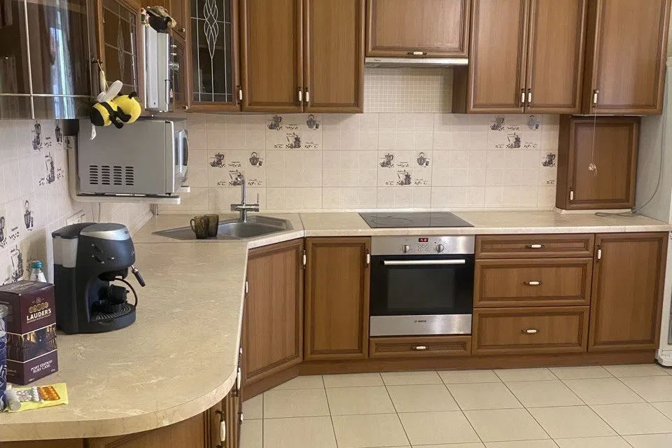 Сдаётся 1-этажный дом, 100 м²
