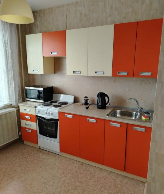 Сдаётся 1-комнатная квартира, 38 м²