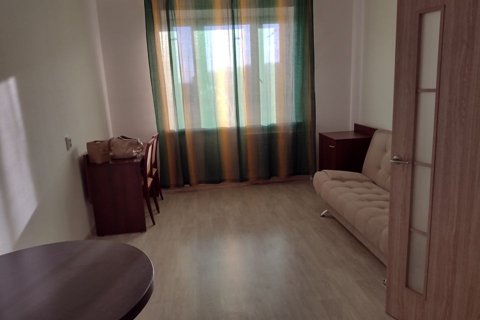Сдаётся 1-комнатная квартира, 40 м²