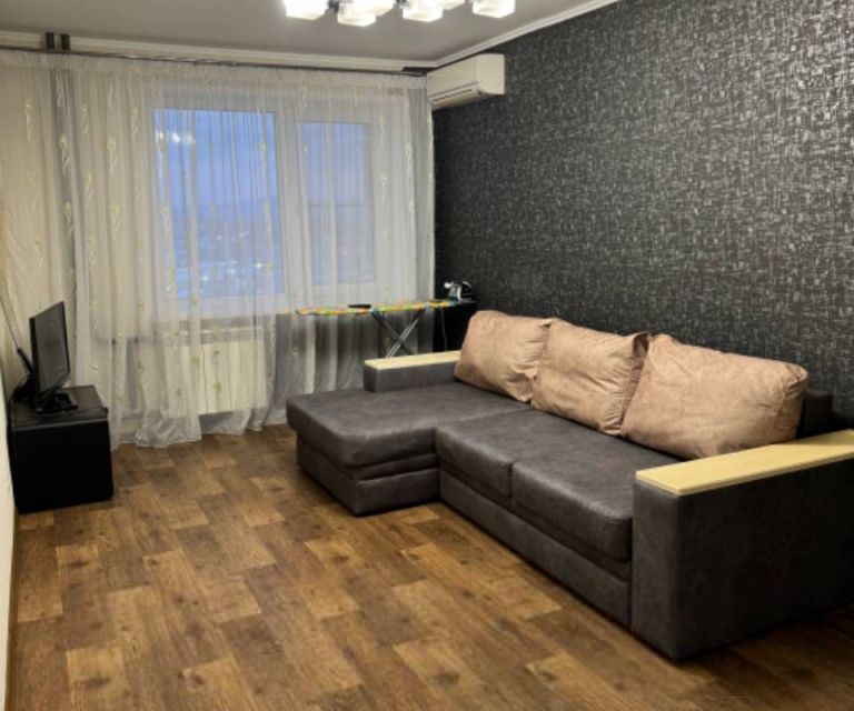 Сдаётся 1-комнатная квартира, 37 м²
