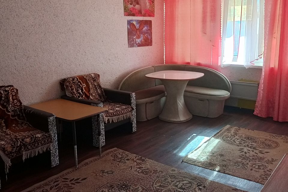 Сдаётся 3-комнатная квартира, 43.5 м²