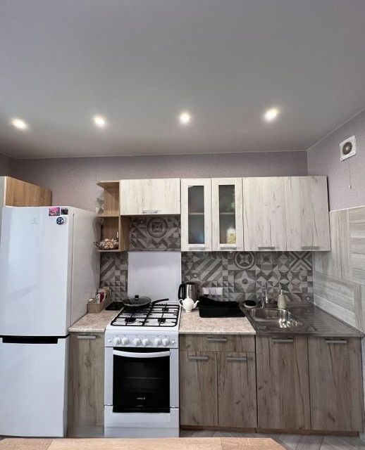 Сдаётся 2-комнатная квартира, 58.8 м²