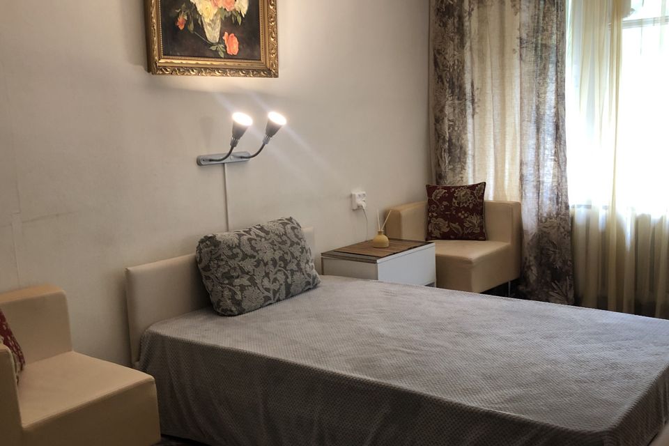 Сдаётся 1-комнатная квартира, 38 м²