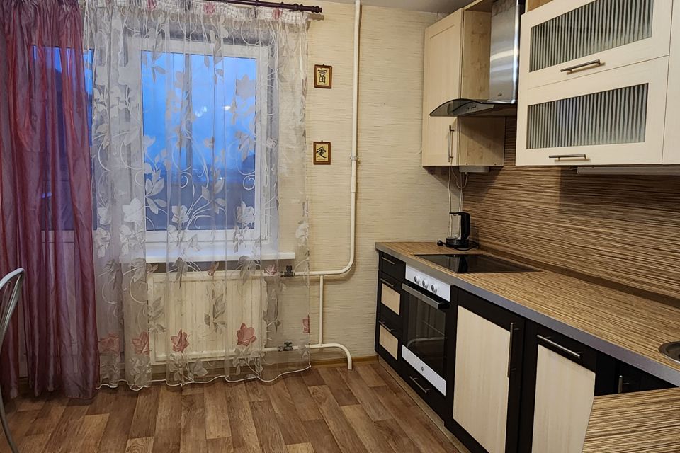 Сдаётся 2-комнатная квартира, 50.2 м²