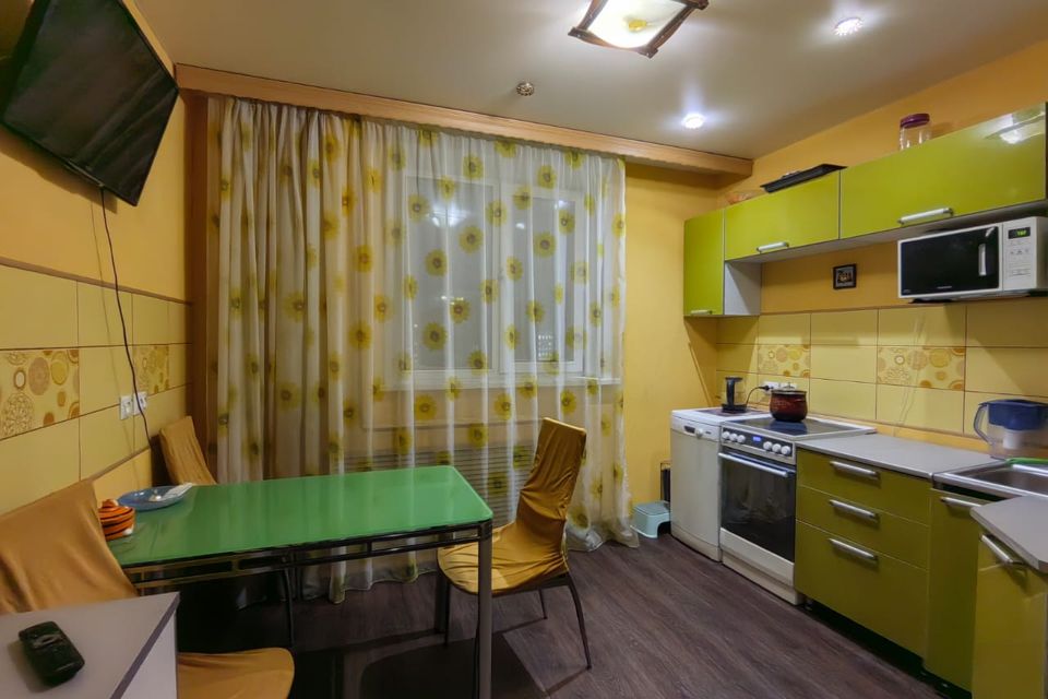 Сдаётся 3-комнатная квартира, 73 м²