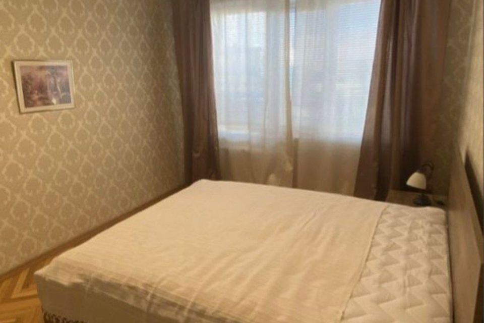 Сдаётся 1-комнатная квартира, 40 м²