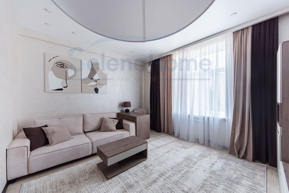 Сдаётся 2-комнатная квартира, 58 м²