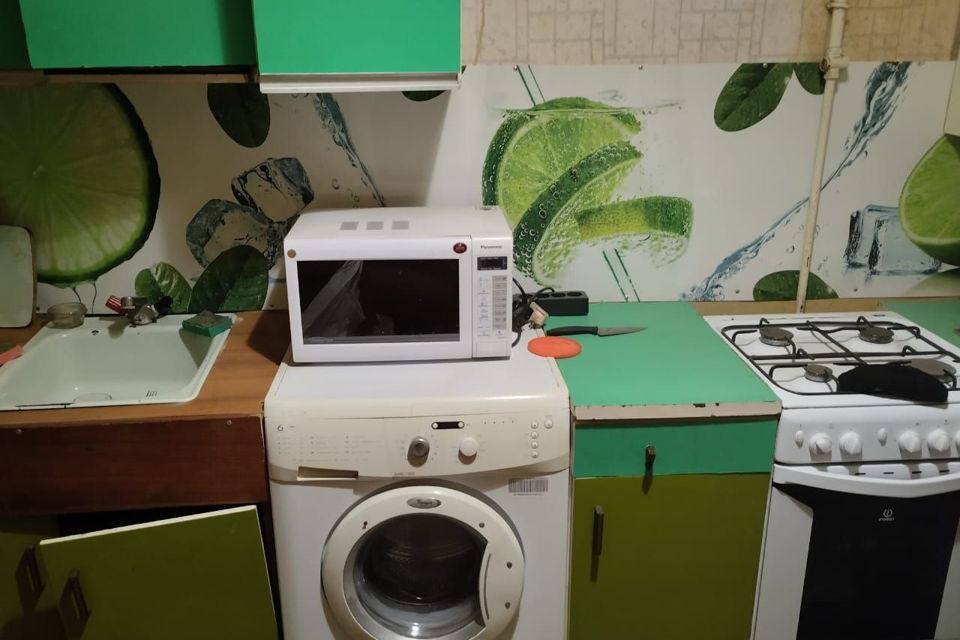 Сдаётся 1-комнатная квартира, 42 м²