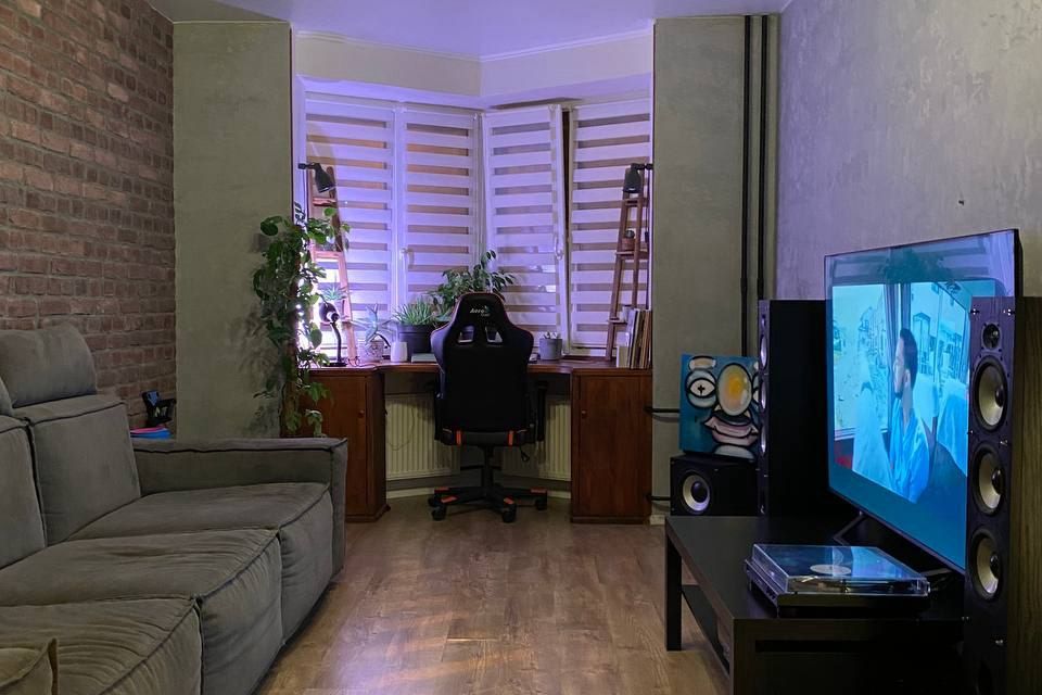 Сдаётся 2-комнатная квартира, 57.3 м²