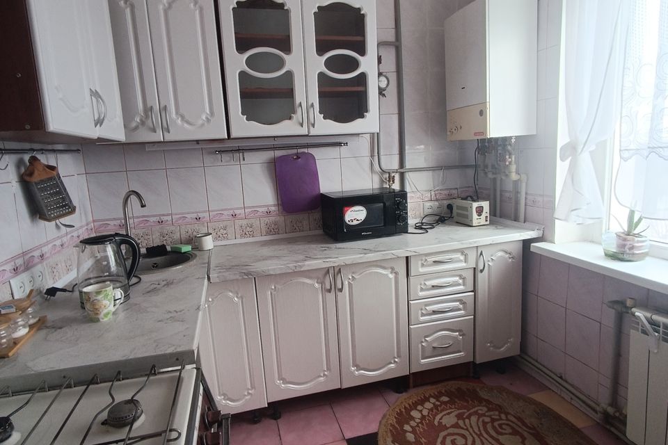 Сдаётся 2-комнатная квартира, 55 м²