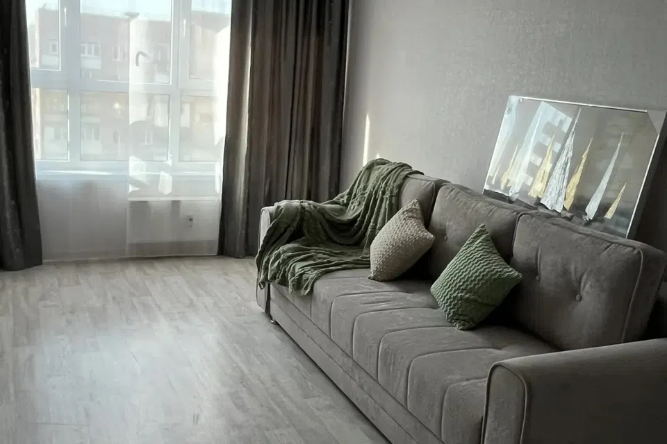Сдаётся 2-комнатная квартира, 52.1 м²
