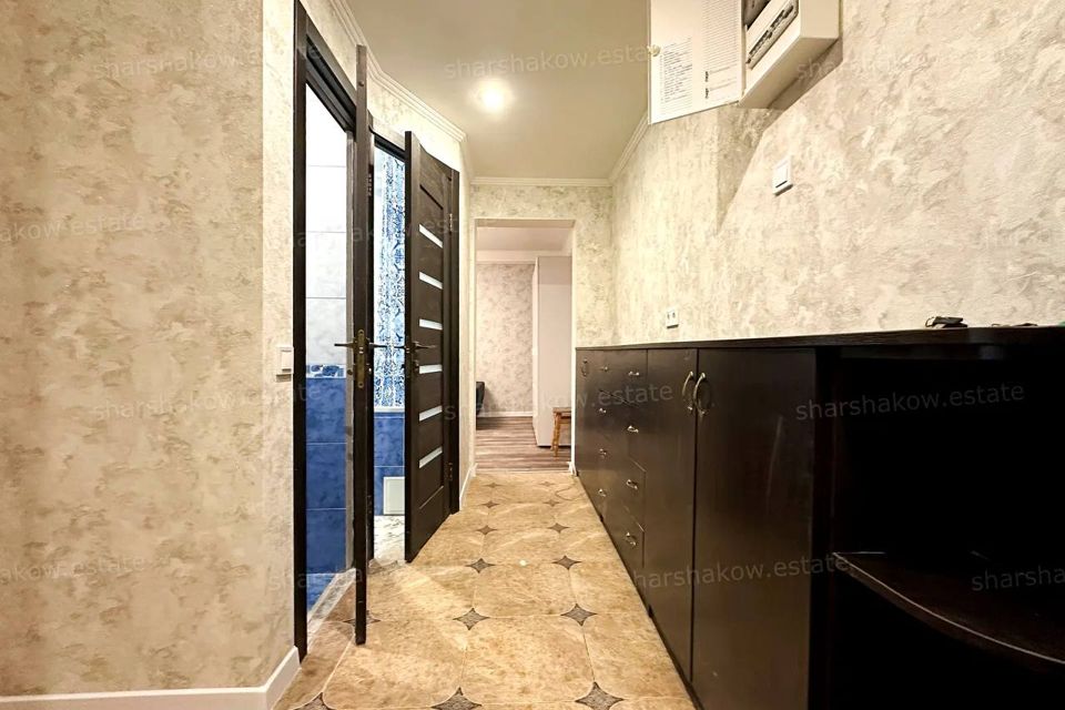 Сдаётся 2-комнатная квартира, 65 м²