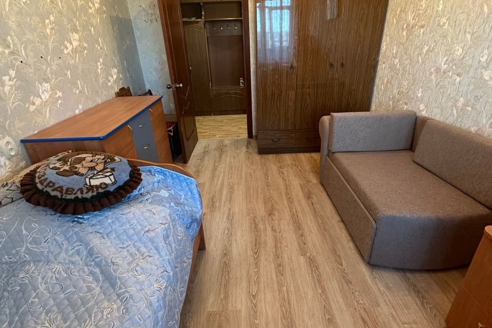 Сдаётся 2-комнатная квартира, 56.7 м²