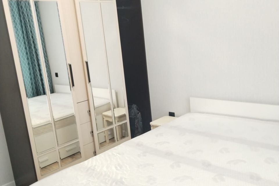 Сдаётся 1-комнатная квартира, 37 м²