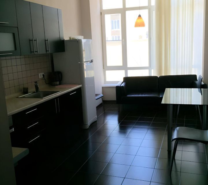 Сдаётся 2-комнатная квартира, 87 м²
