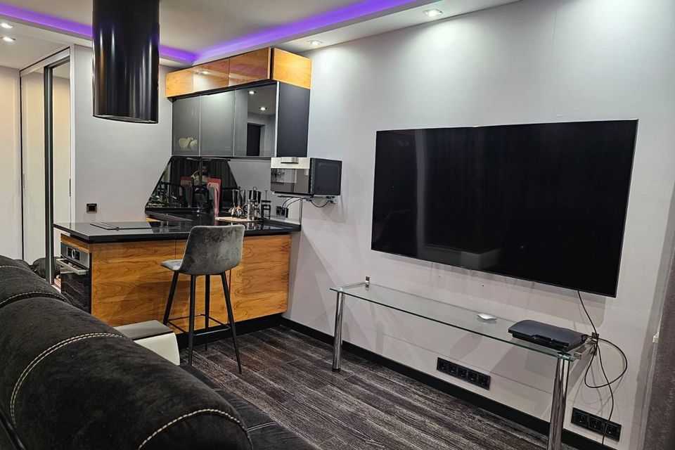 Сдаётся 1-комнатная квартира, 49 м²
