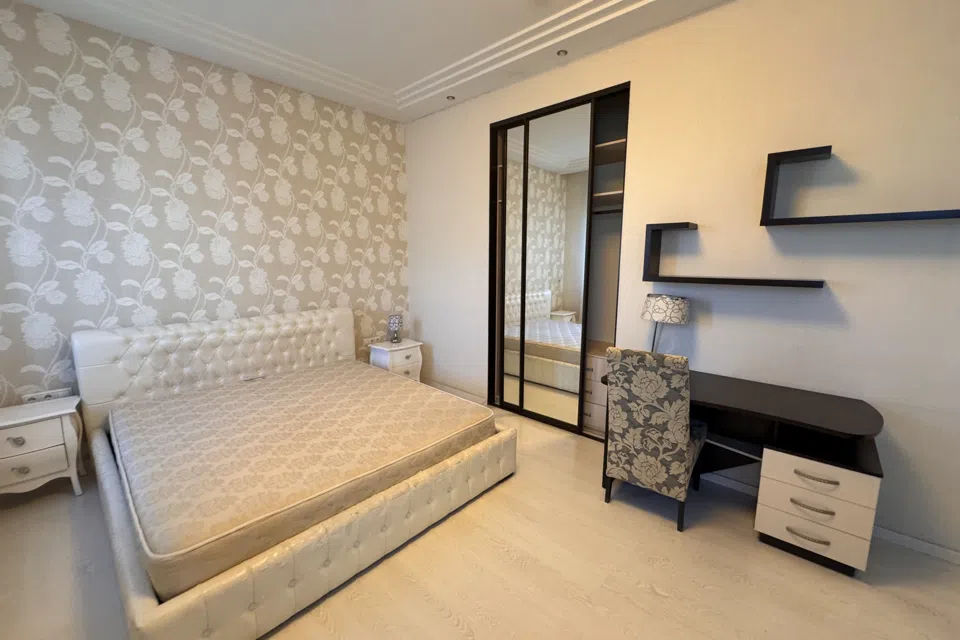 Сдаётся 3-комнатная квартира, 120 м²
