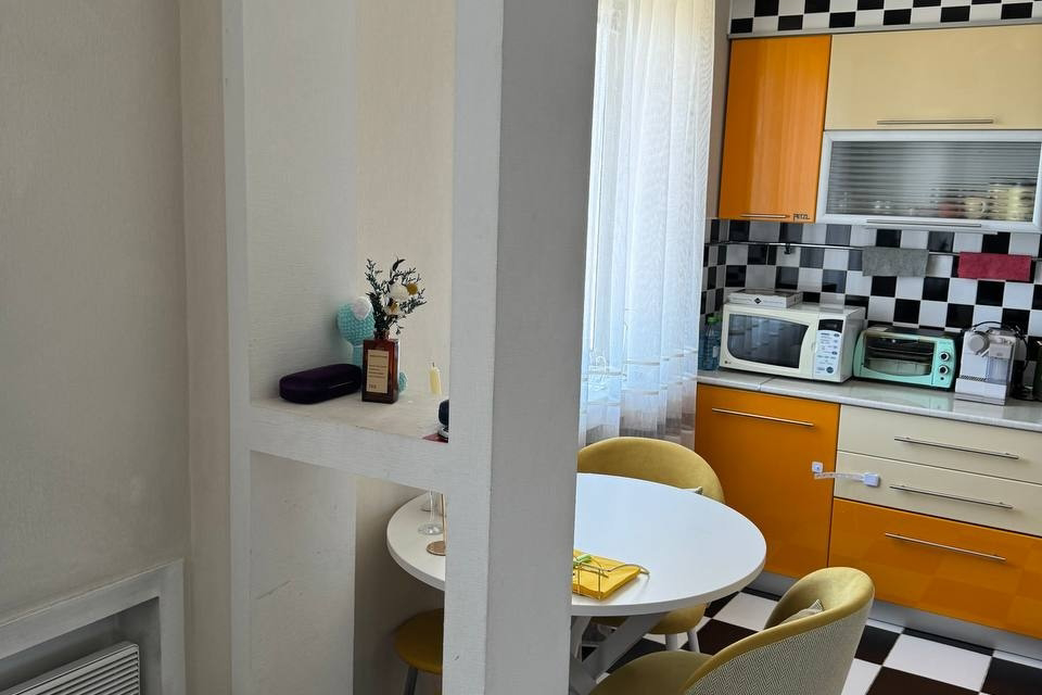 Сдаётся 2-комнатная квартира, 50 м²
