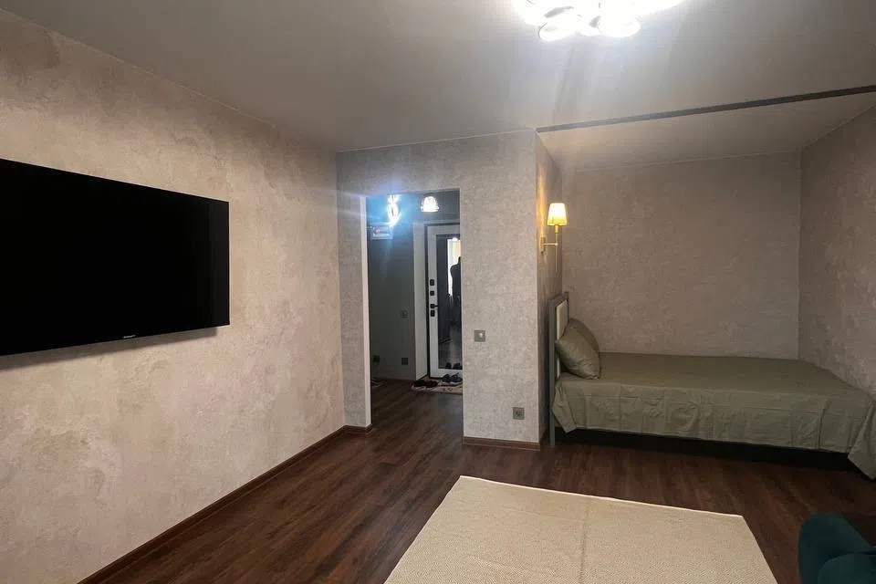 Сдаётся 1-комнатная квартира, 35 м²
